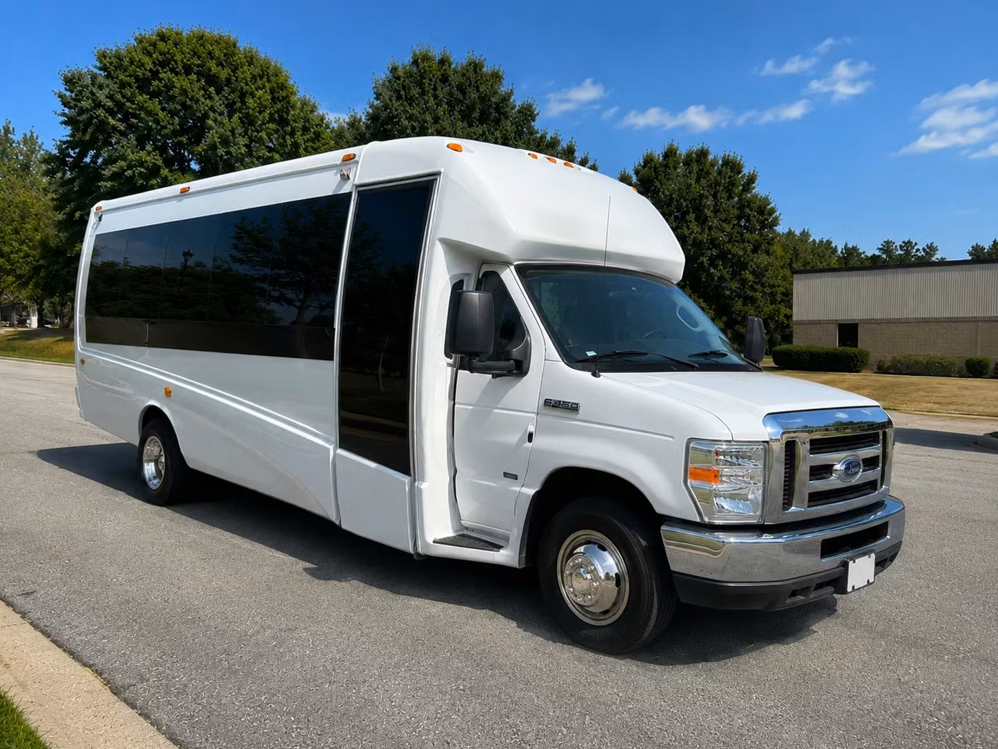 18 passenger minibus