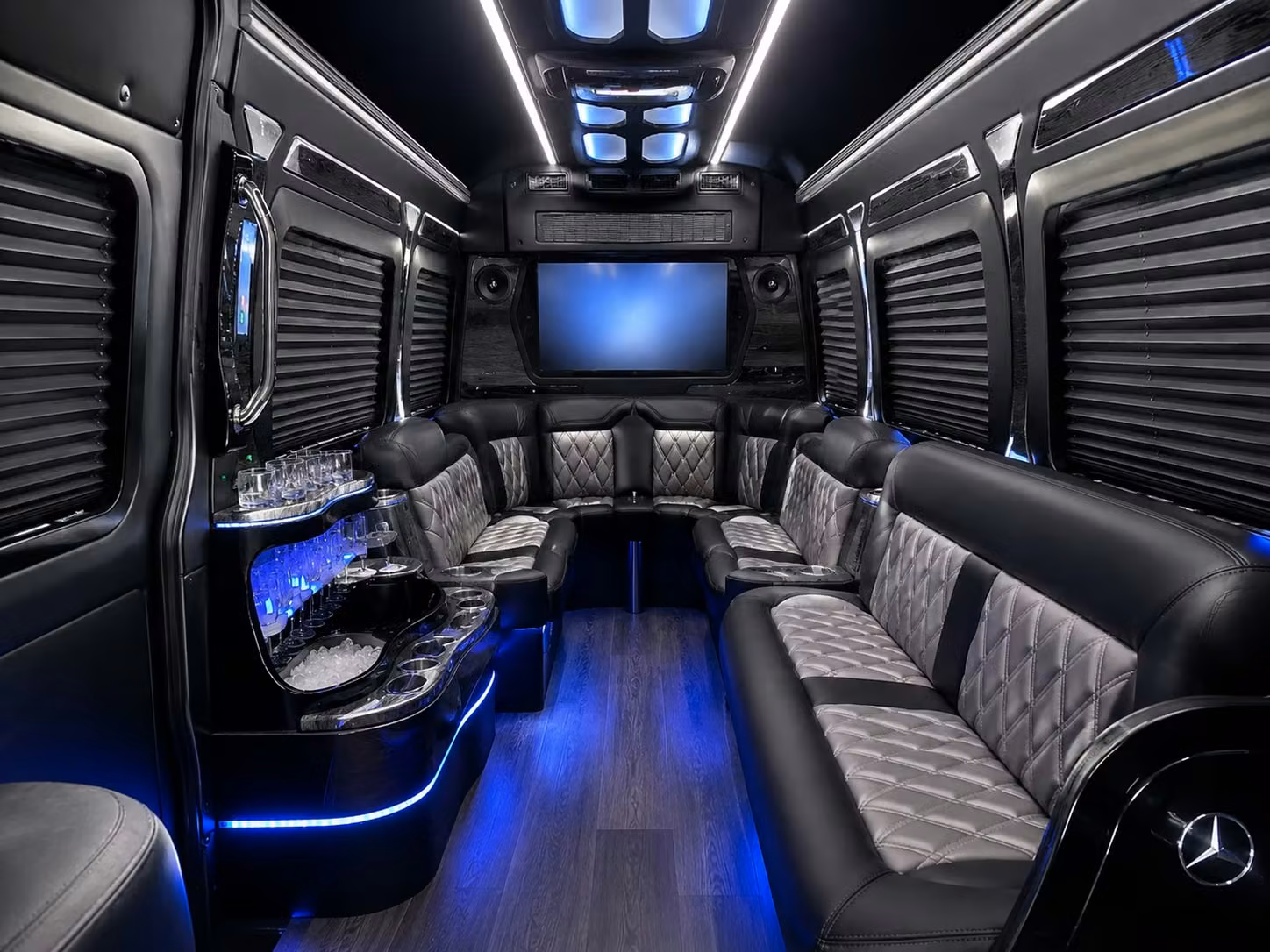 getting your group to austin bergstrom international airport has never been this easy