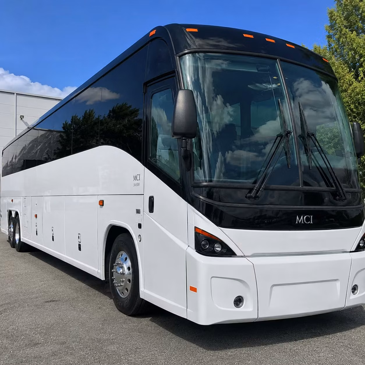recurring shuttle programs and custom routes for pflugerville employers